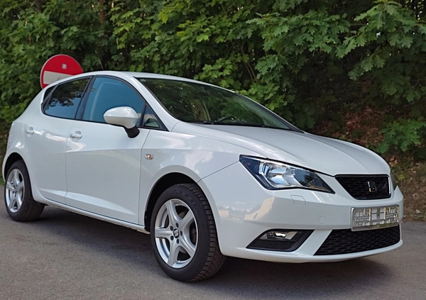 Seat Ibiza cena 29500 przebieg: 142000, rok produkcji 2014 z Wolbrom małe 326